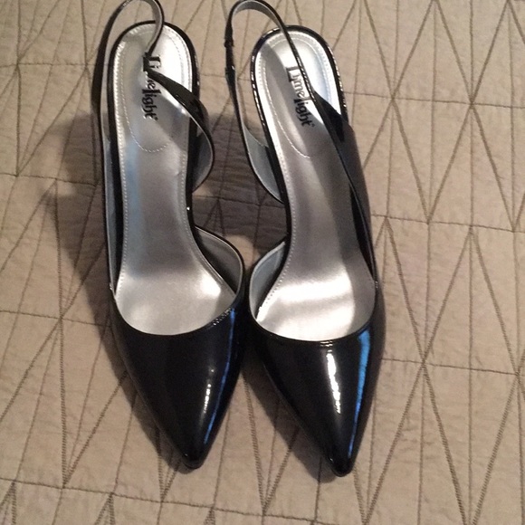 Size 11 medium Women sling back high heels shoes. - Picture 2 of 2